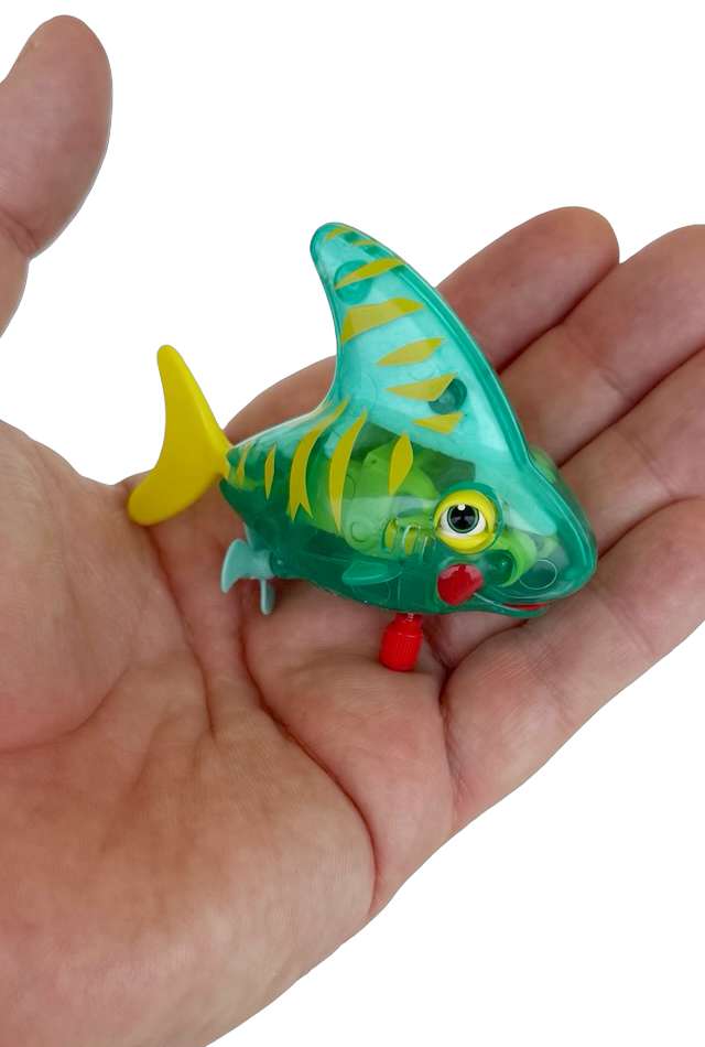 Seymour The Shark Wink Windup Swims