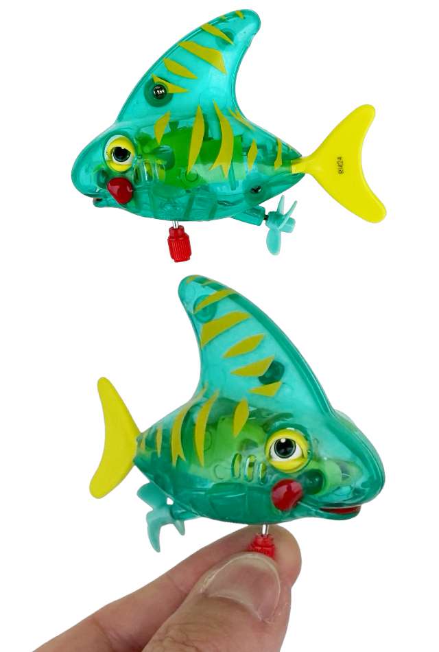 Seymour The Shark Wink Windup Swims