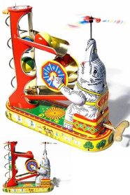 Wooden Top with Pull String Classic